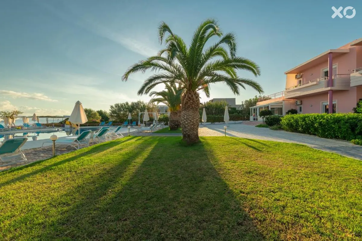 Sea Side Hotel