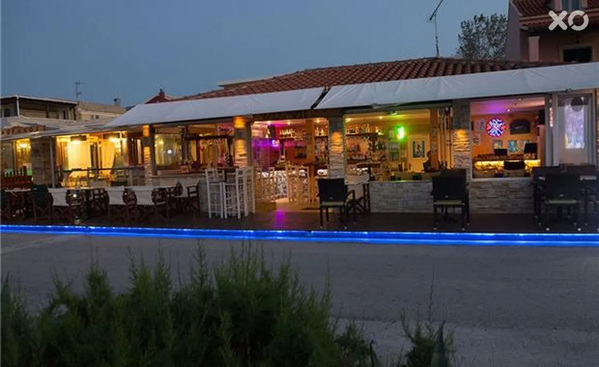Kormoranos Beach Hotel