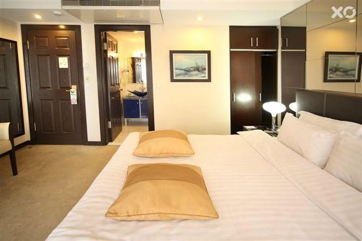 Cartoon Hotel