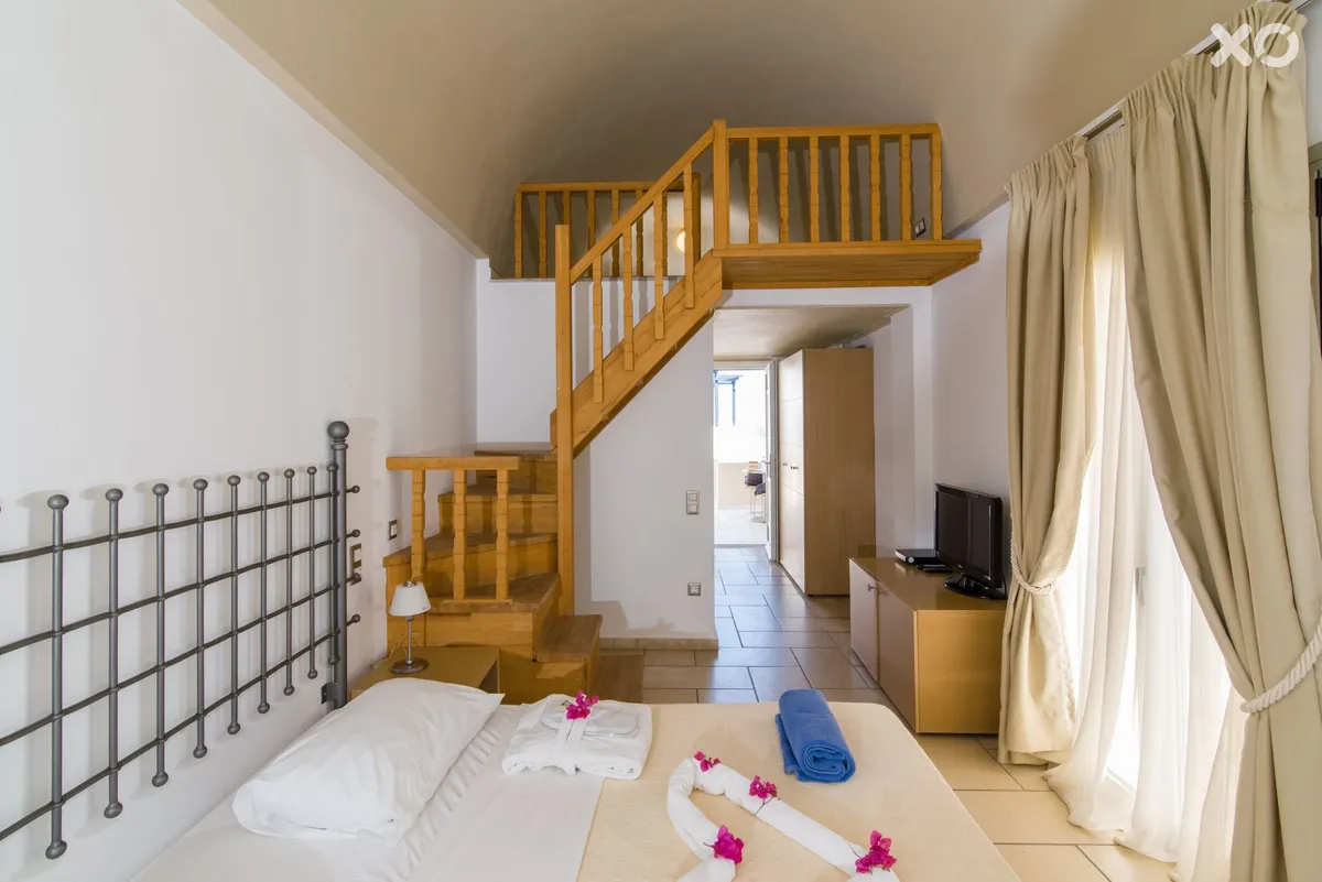 Antinea Suites Hotel & Spa
