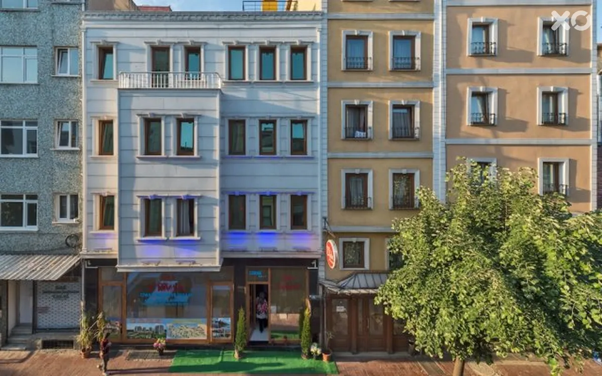 Raimond Hotel