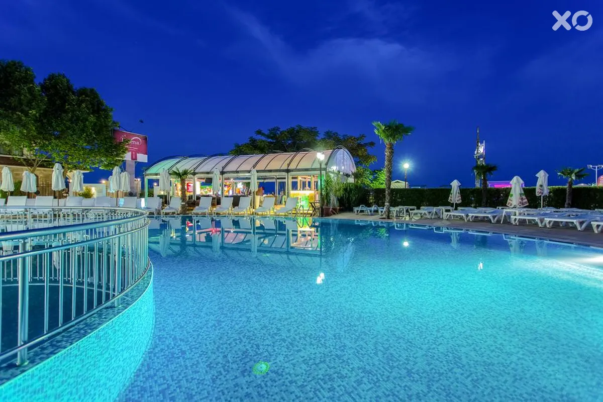 Zenith Hotel