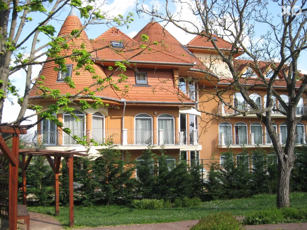 Sante Hotel