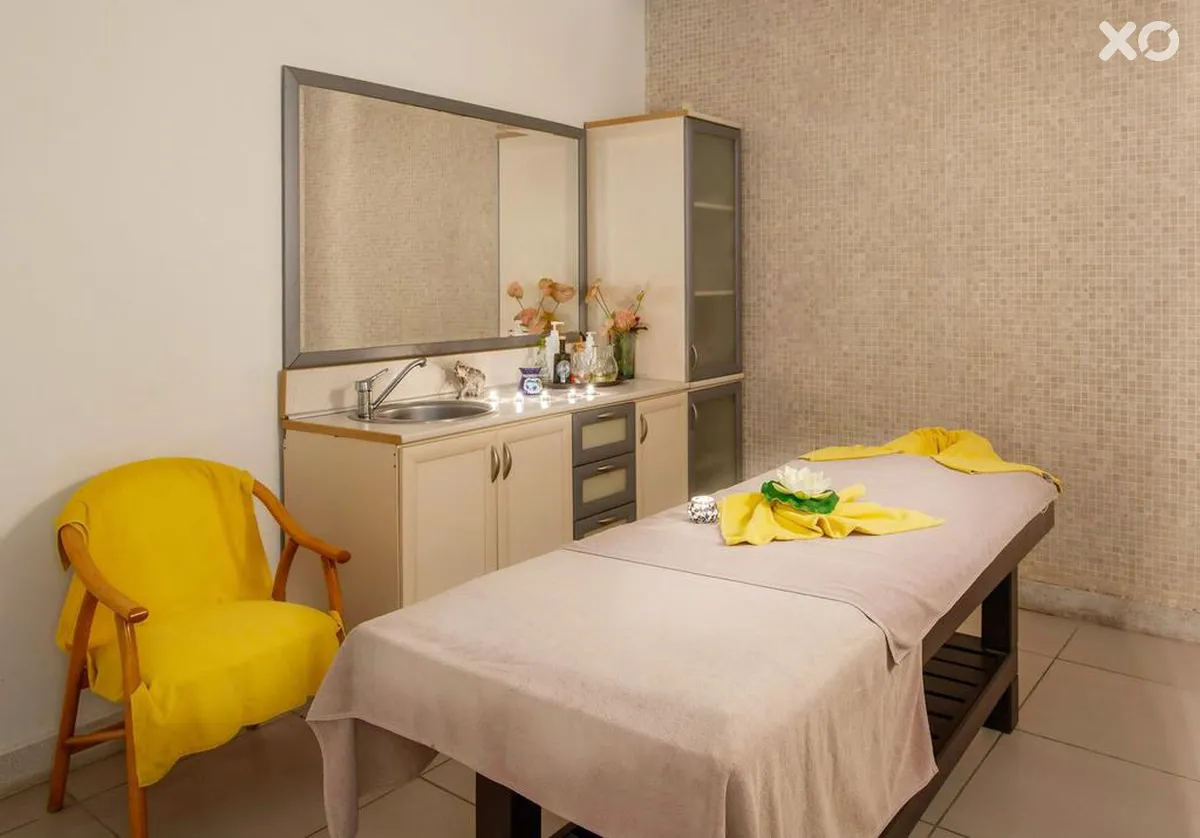 Golden Lotus Hotel