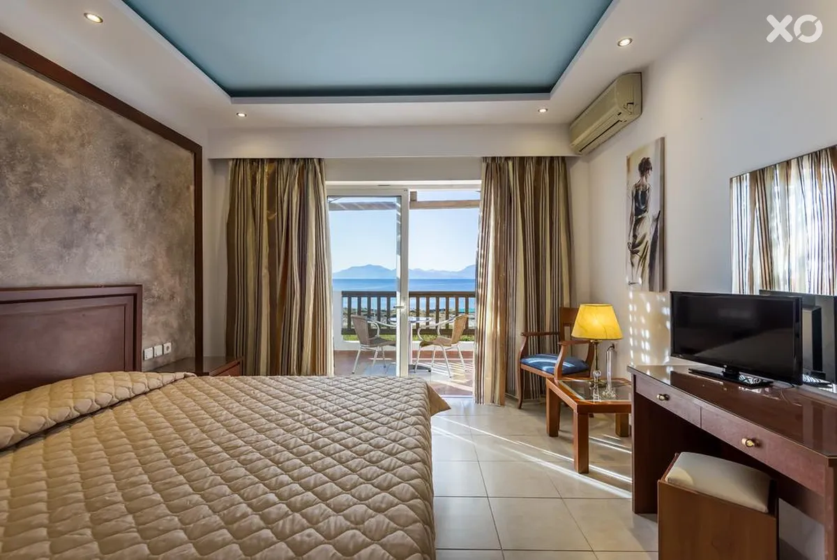 Gaia Royal Hotel