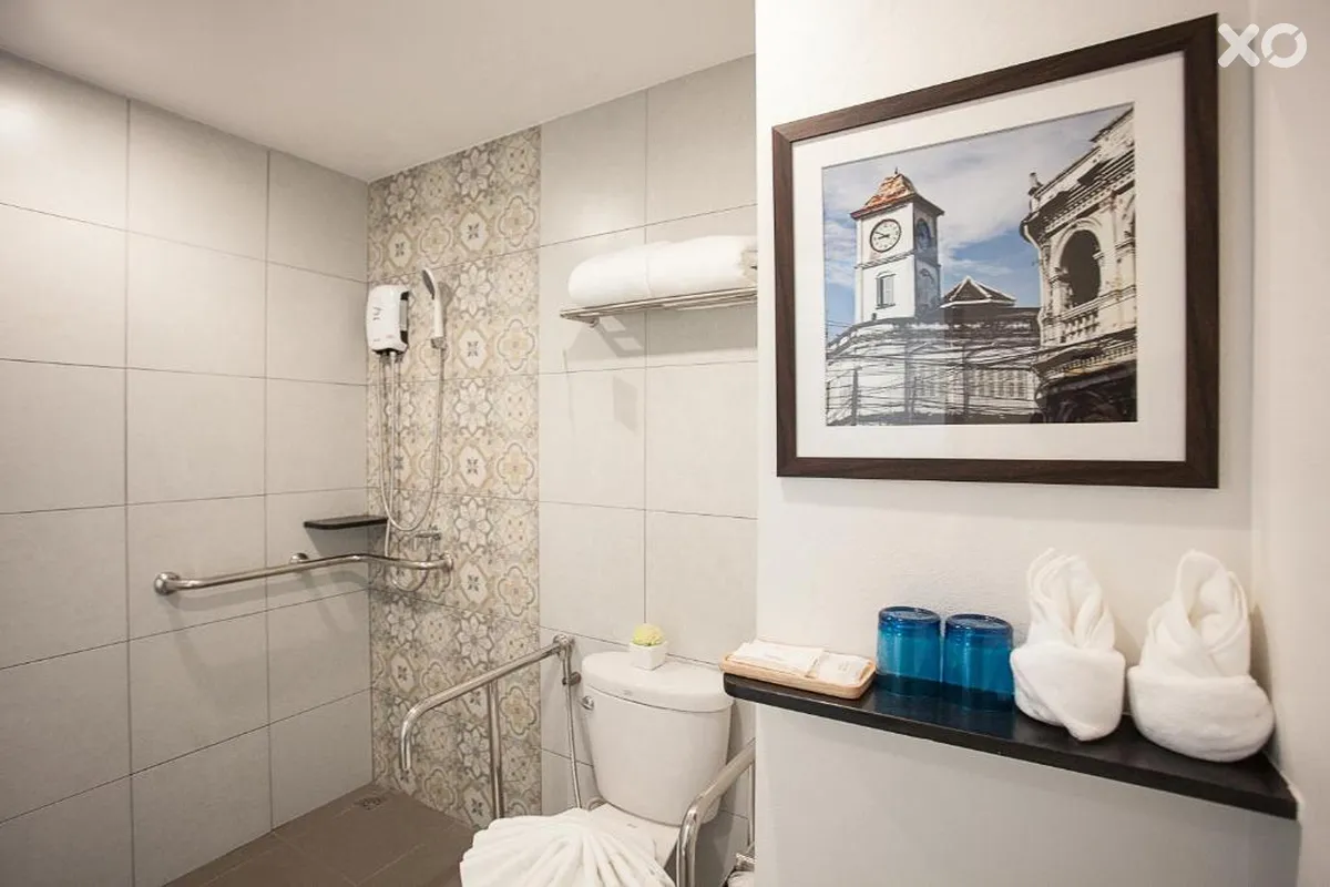 Recenta Suite Phuket Suanluang