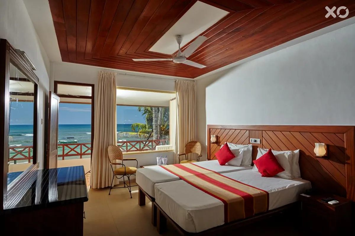 Coral Sands Hotel