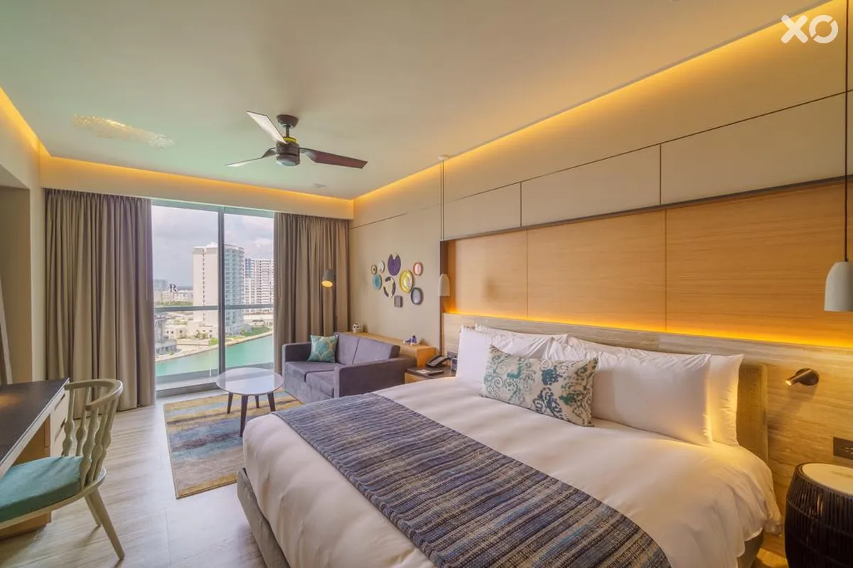 Renaissance Cancun Resort & Marina