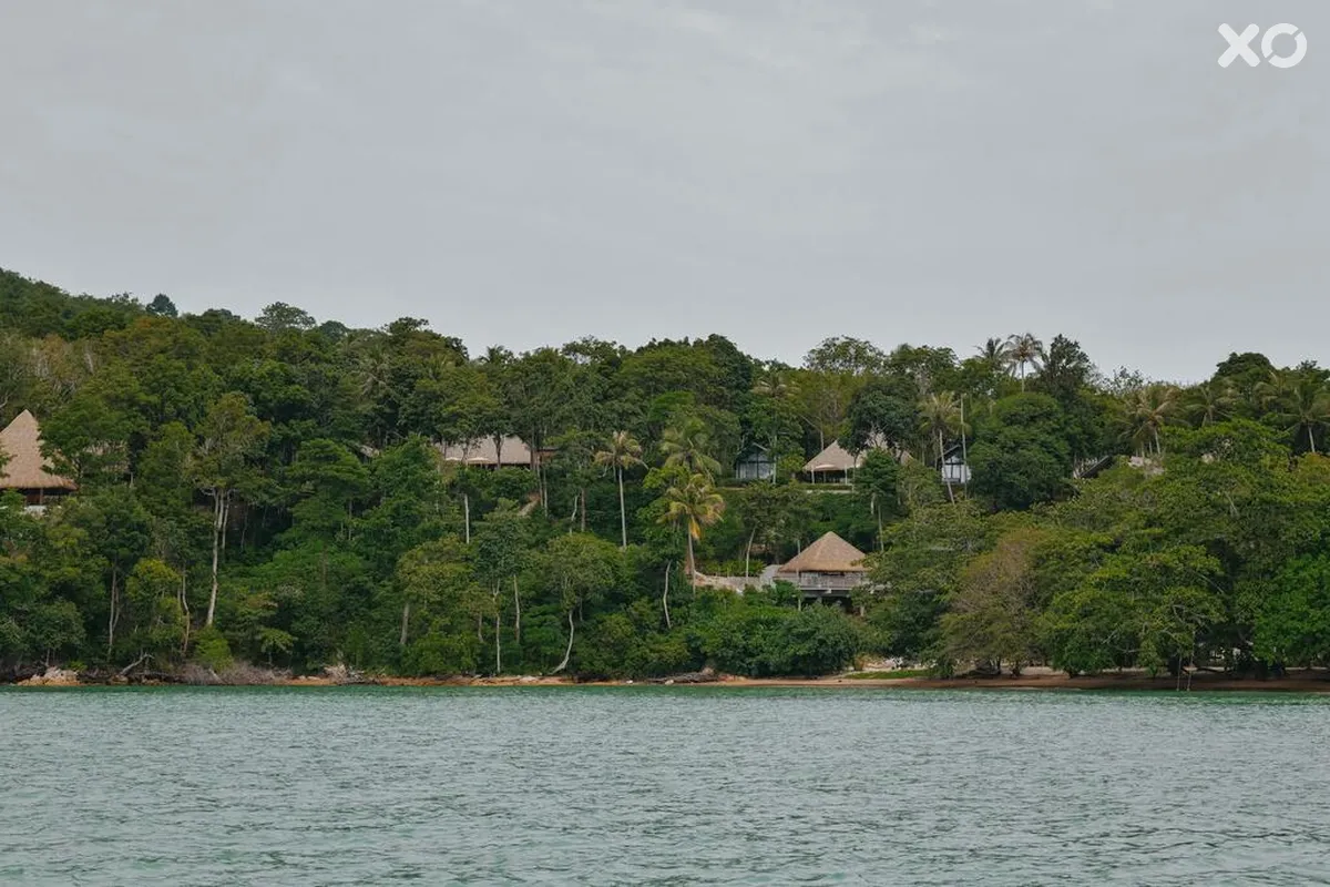 Island Escape by Burasari