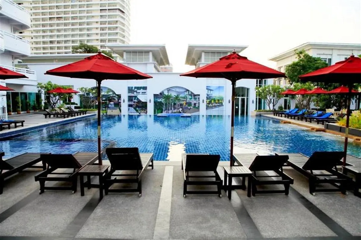 D Varee Jomtien Beach
