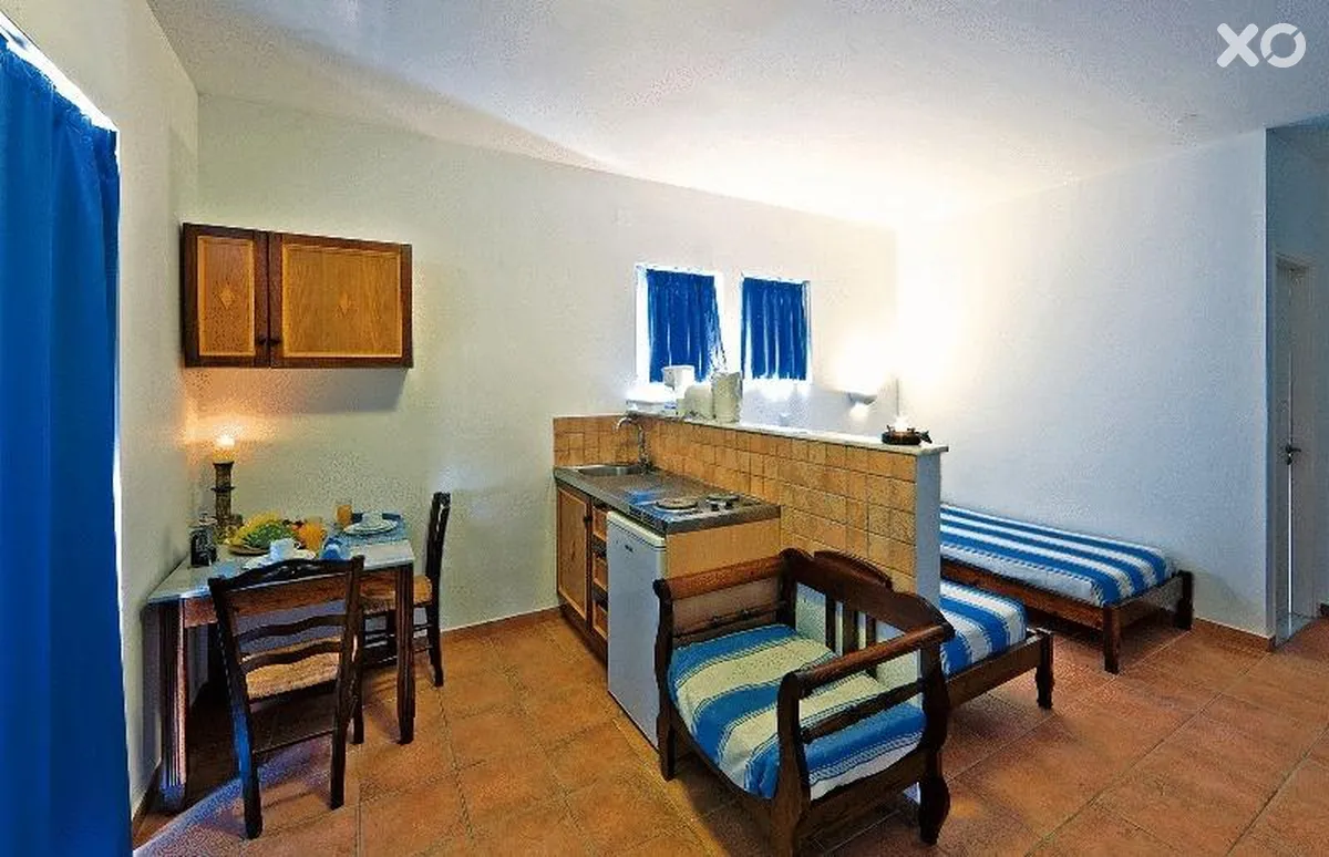 Katikies Studios & Apartments