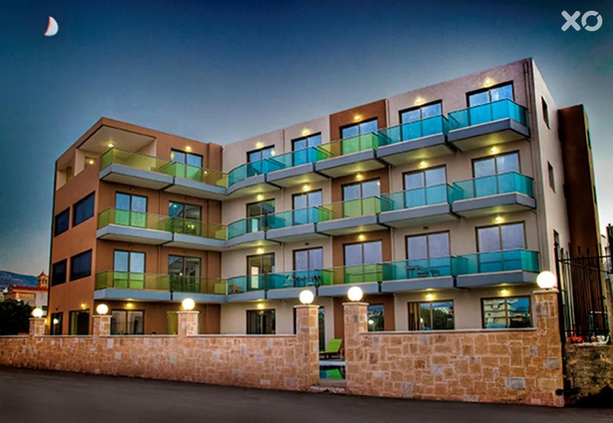 Crystal Bay Hotel