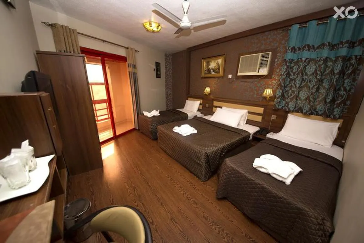 OYO 329 Down Town Hotel