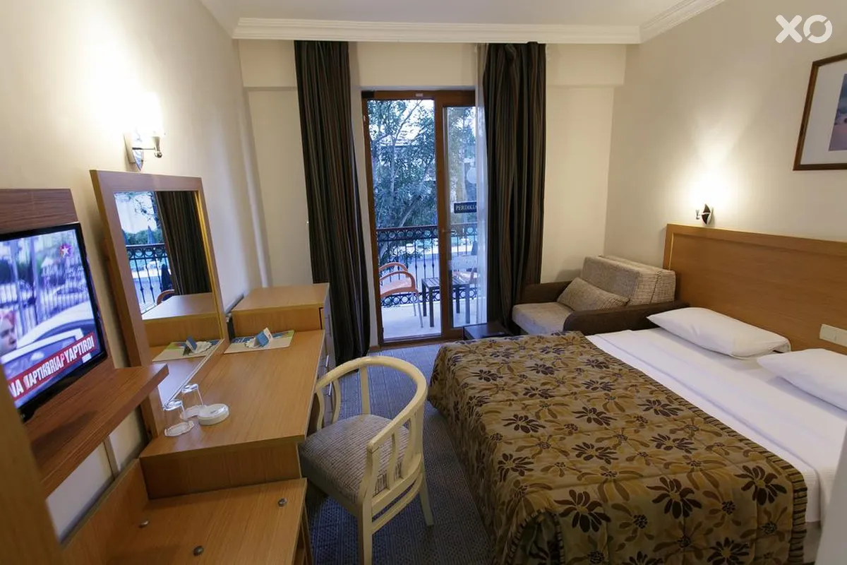 Perdikia Beach Hotel