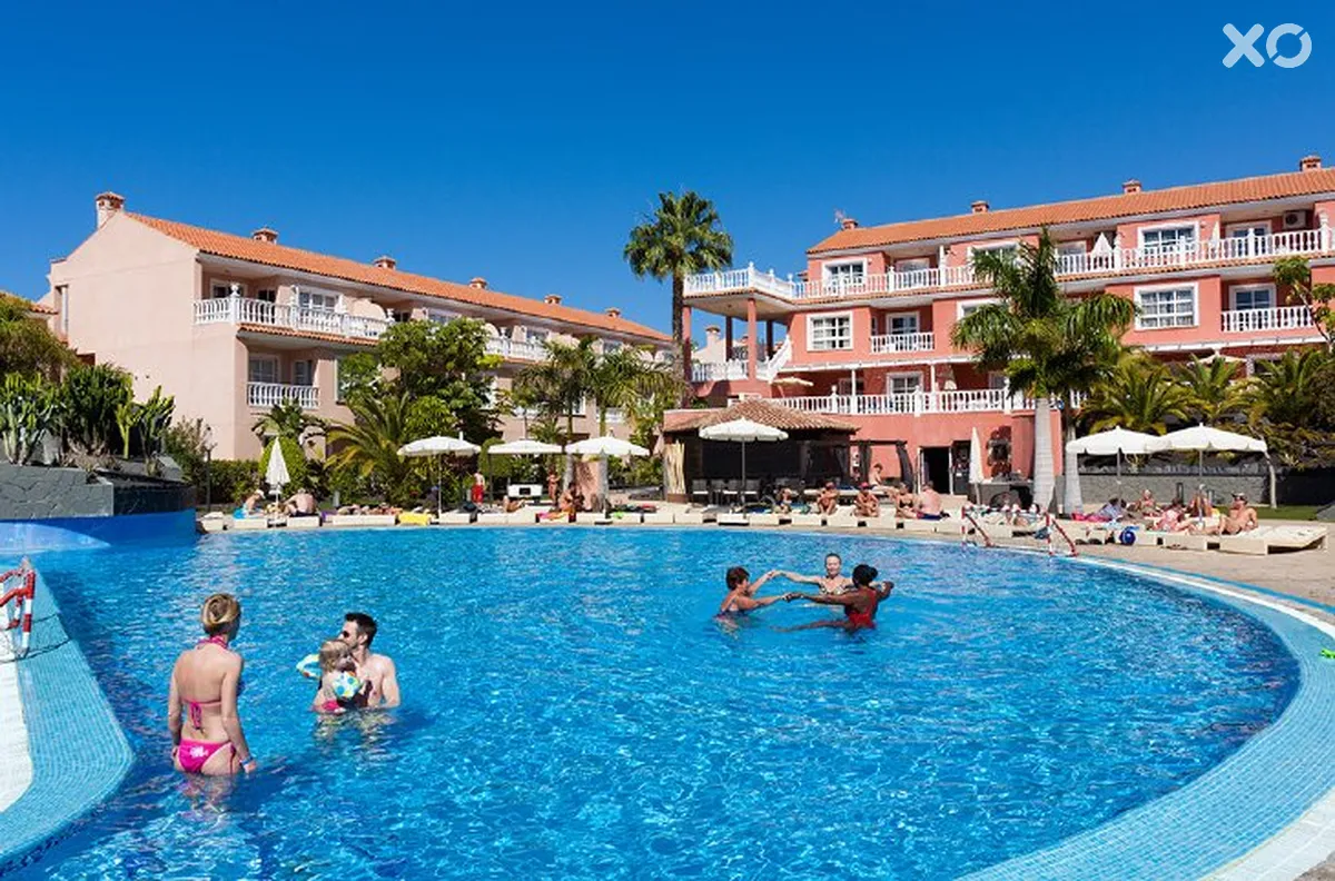 El Duque Aparthotel