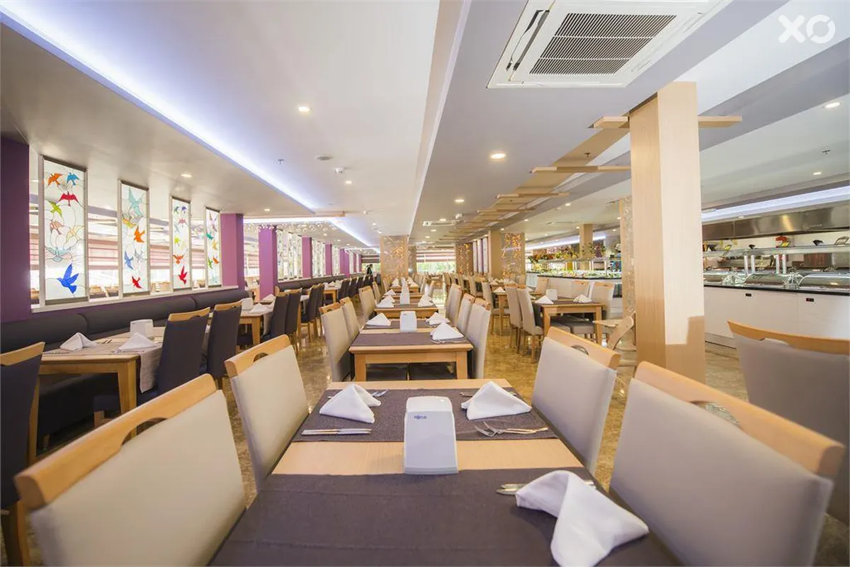 Sandy Beach Hotel