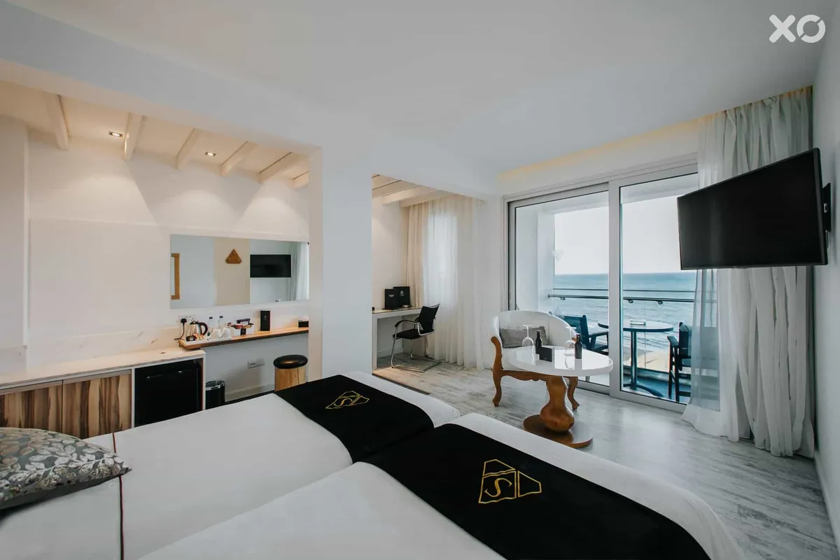 The Ciao Stelio Deluxe Hotel