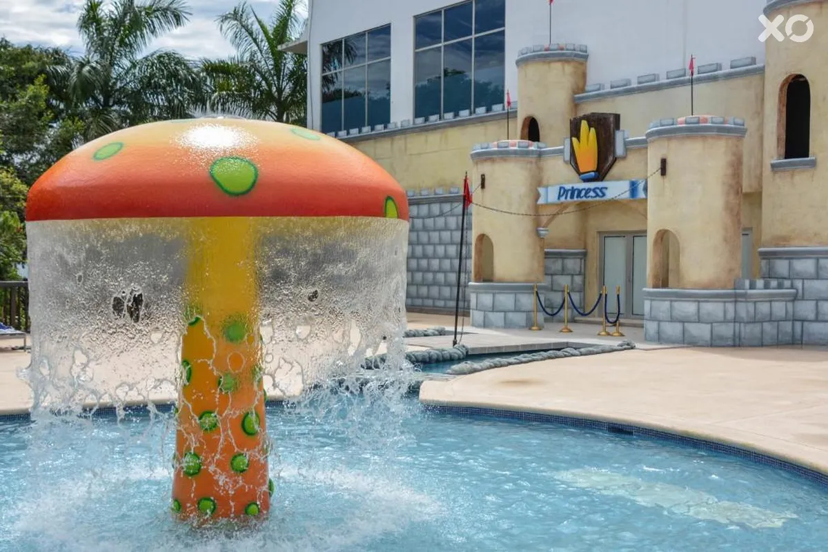 Family Club at Grand Riviera Princess