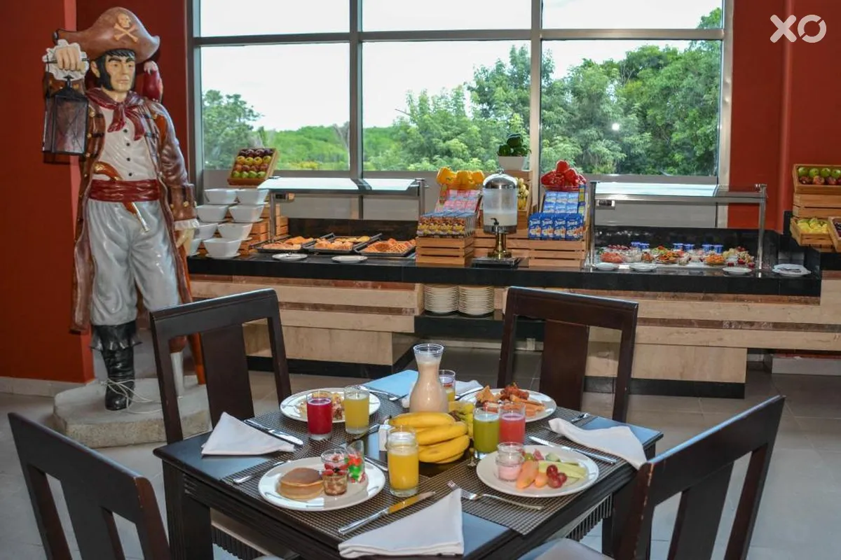 Family Club at Grand Riviera Princess
