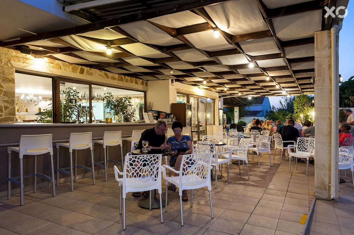 Adelais Hotel