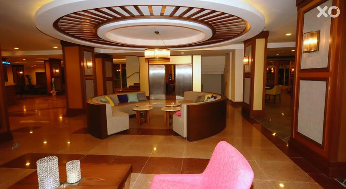 Insula Resort & Spa