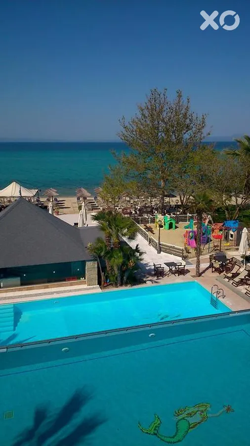 Naias Hotel