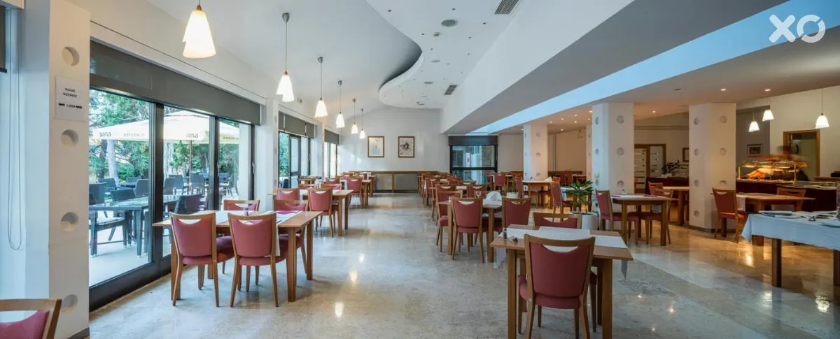Flores Hotel