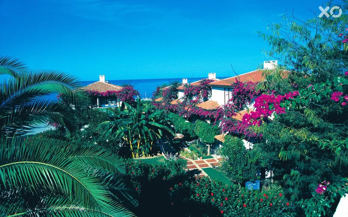 Club Titan Hotel