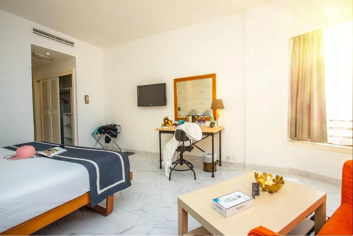 BM Beach Hotel