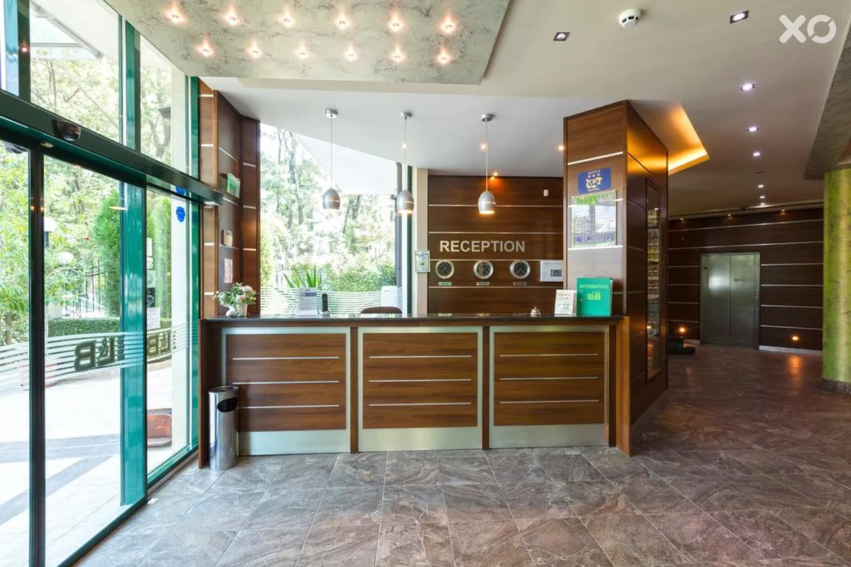 L&B Hotel
