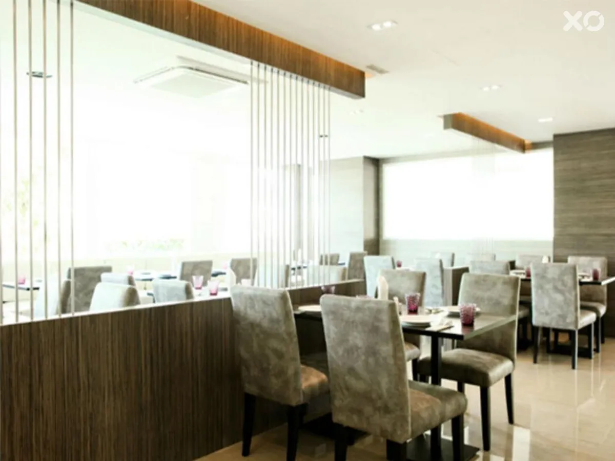 Crystal Suites Suvarnabhumi Airport