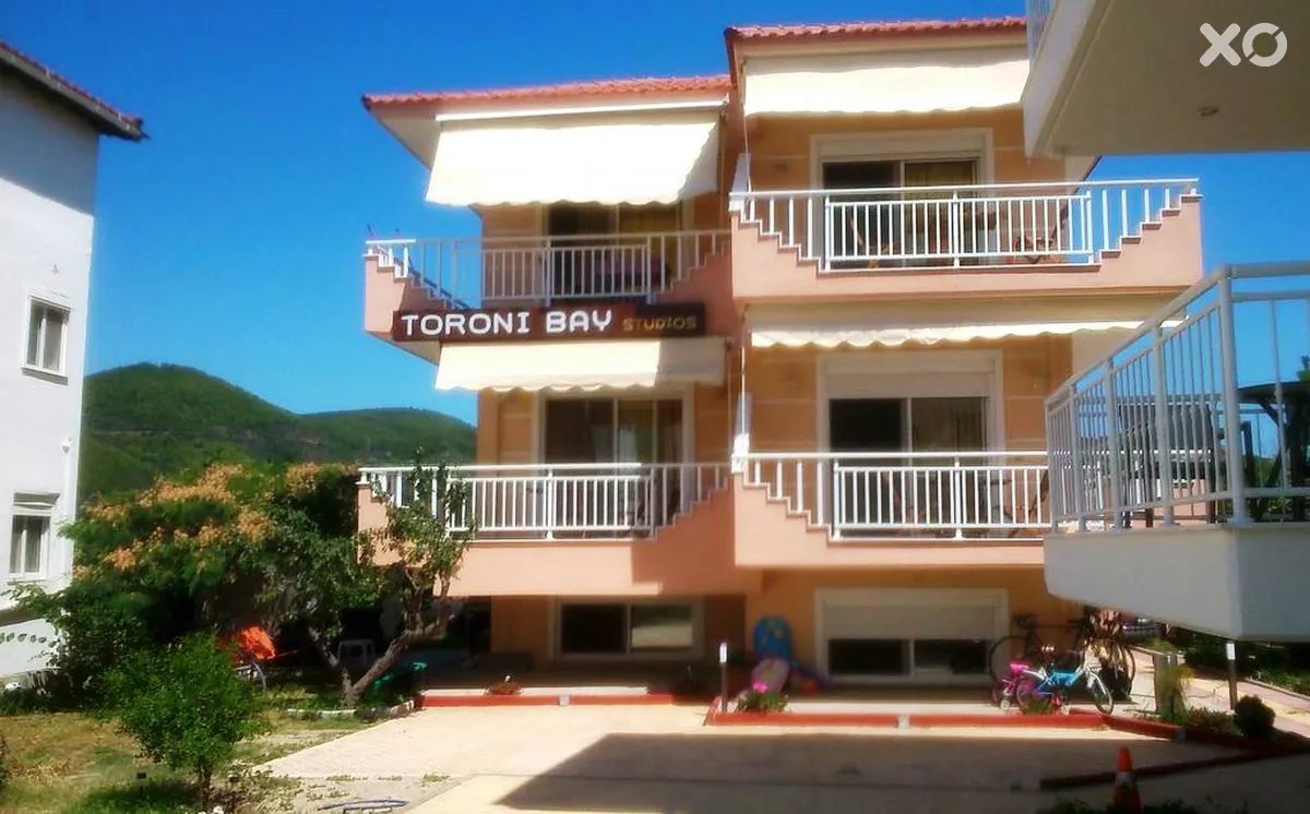Toroni Bay Studios