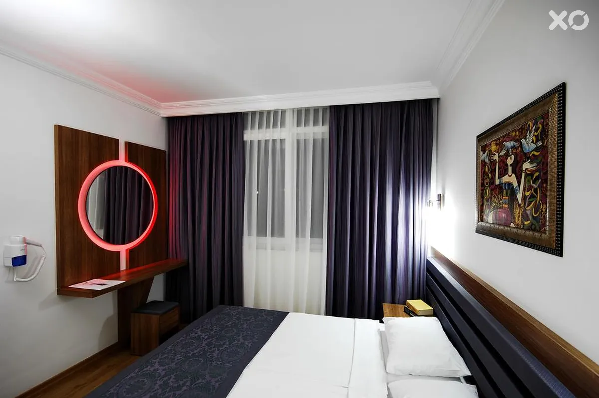 Bonapart Sealine Hotel