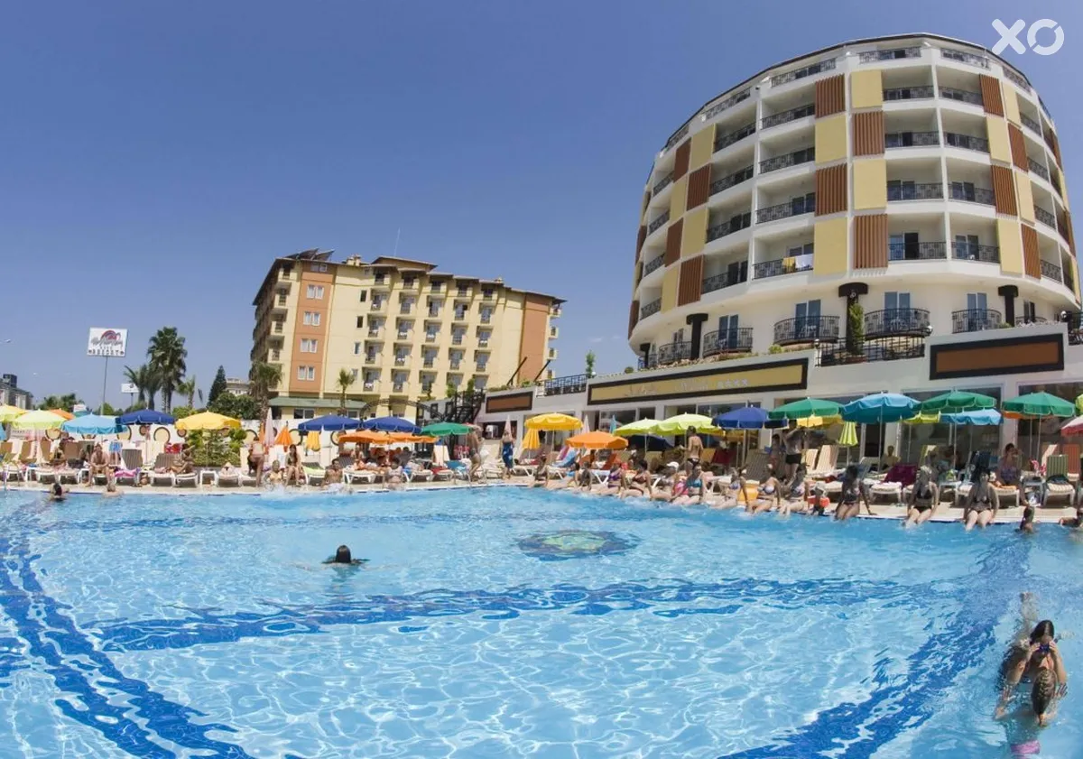 Arabella World Hotel