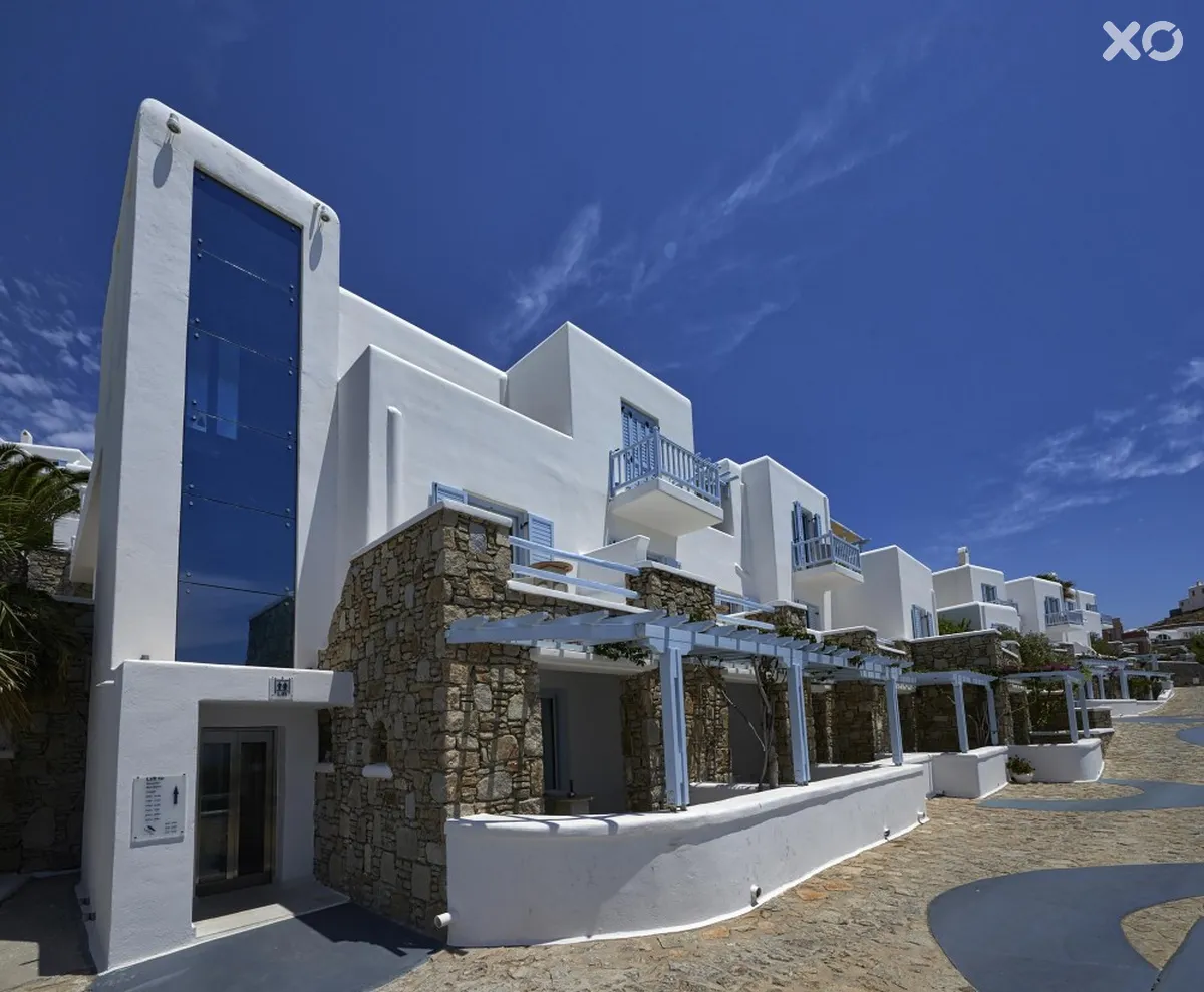 Saint John Hotel & Villas