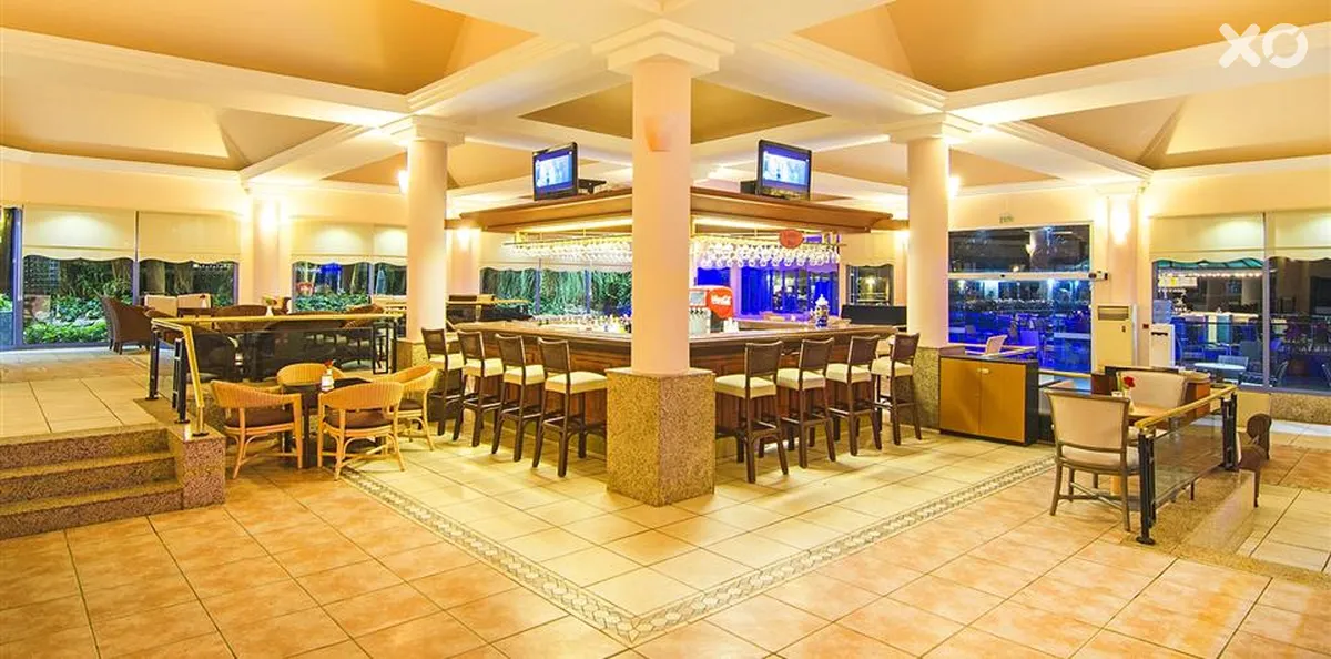 The Grand Blue Sky International Hotel