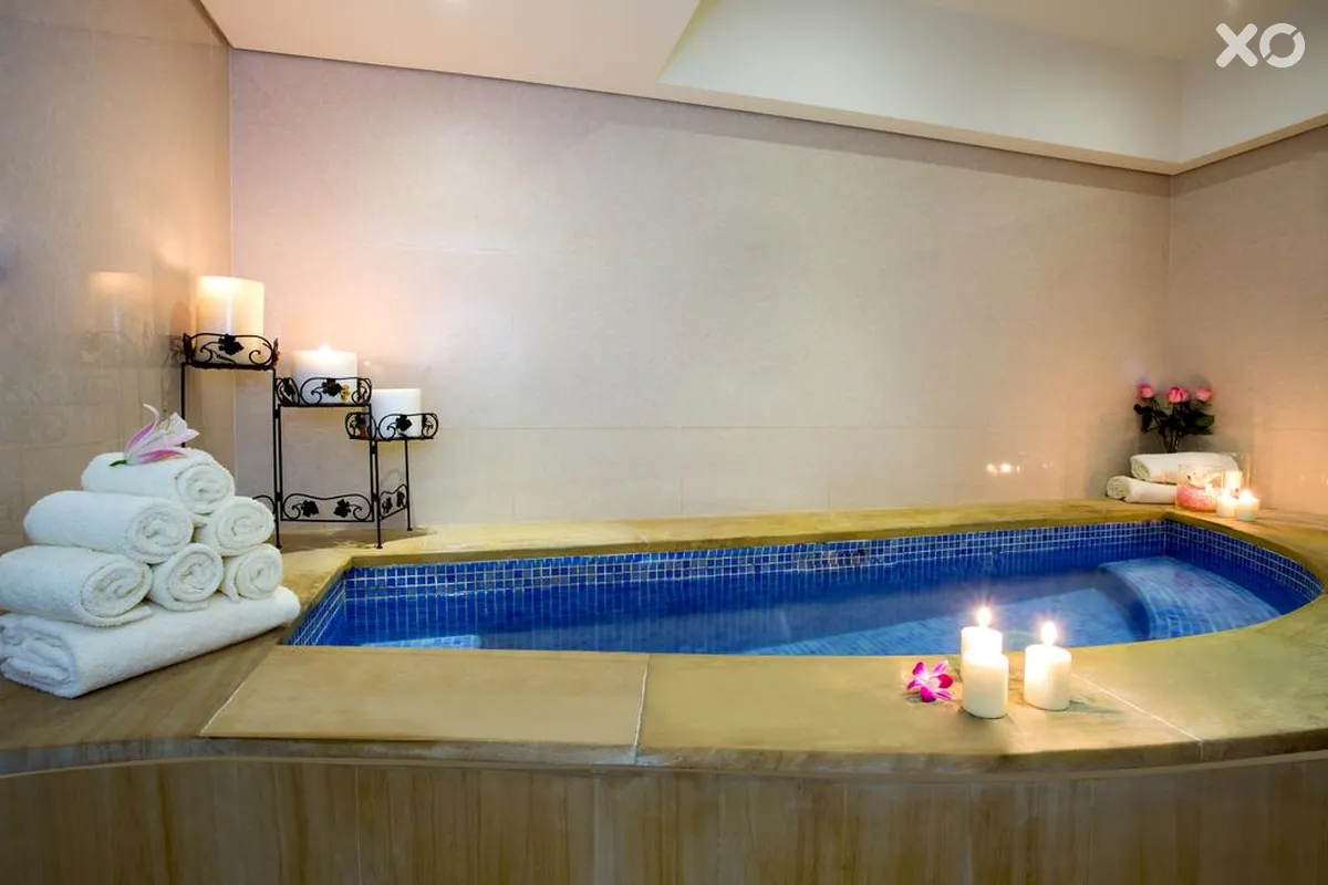 Park Regis Kris Kin Hotel