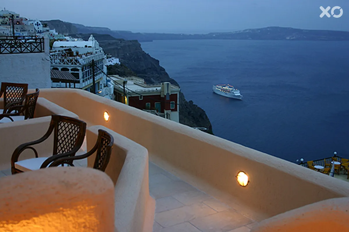 Nefeles Luxury Suites