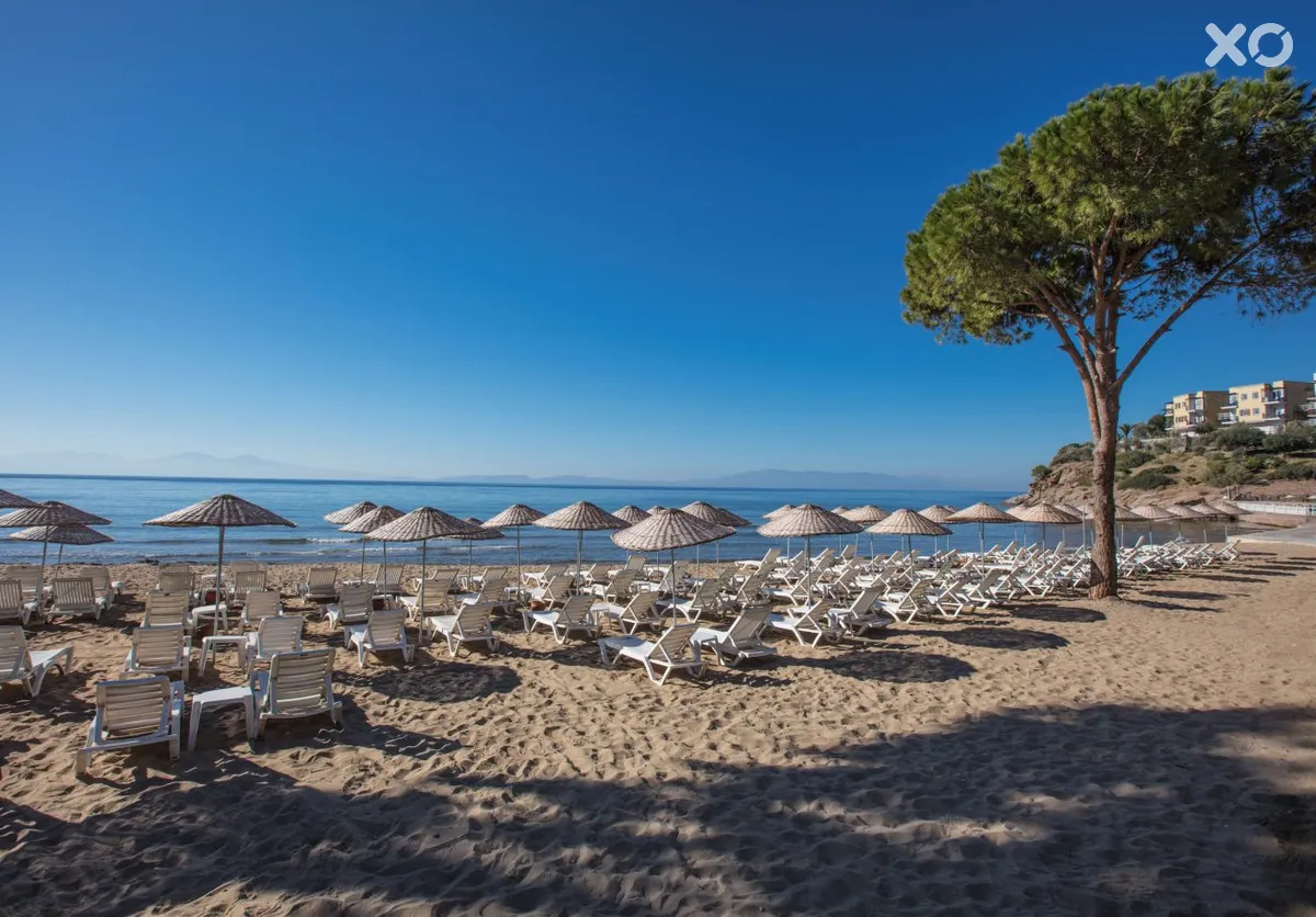 Aria Claros Beach & Spa Resort