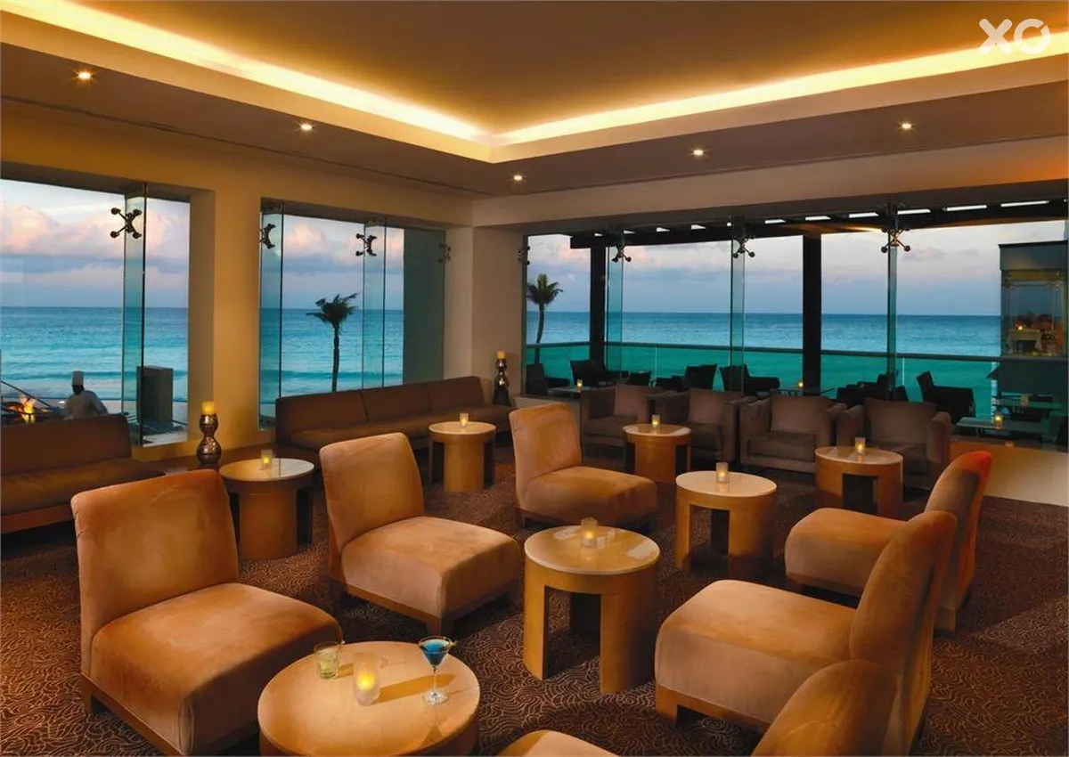 Sun Palace