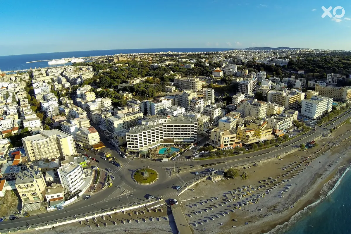 Blue Sky City Beach Hotel