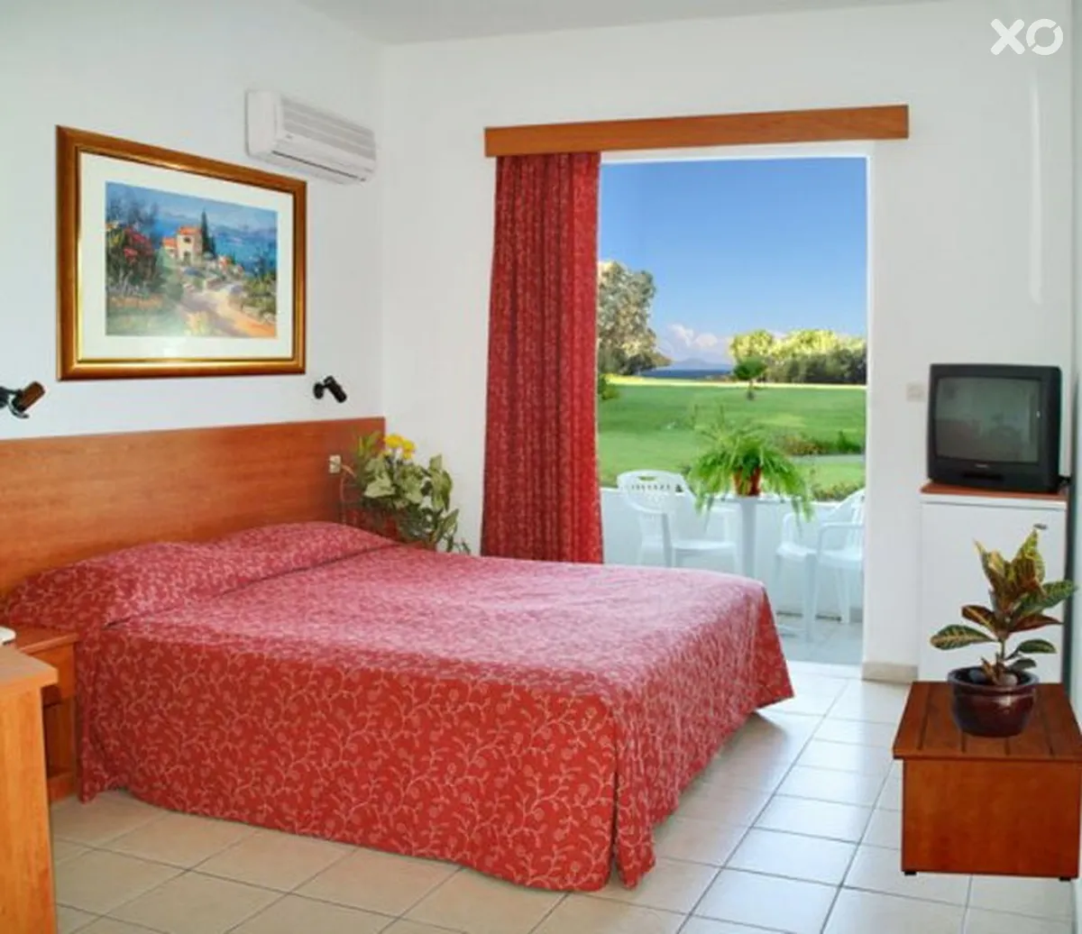 Pylea Beach Hotel
