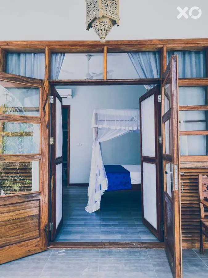 The Golden Blue Luxury Hotel