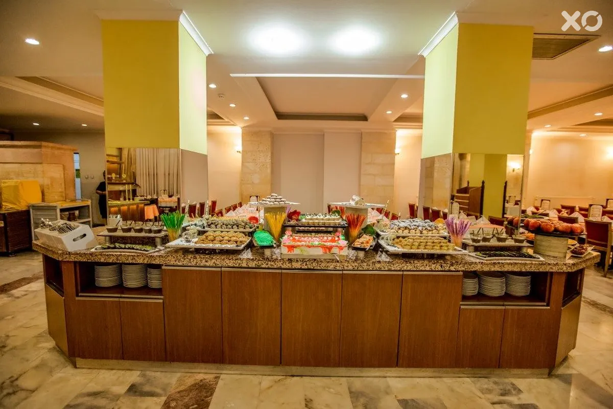 Tassaray Hotel