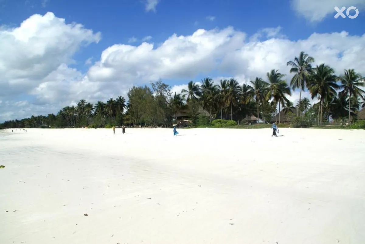 Paradise Beach Resort