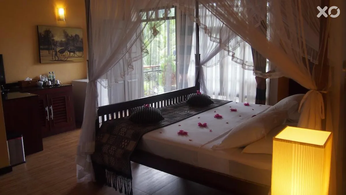 Flower Garden Hotel