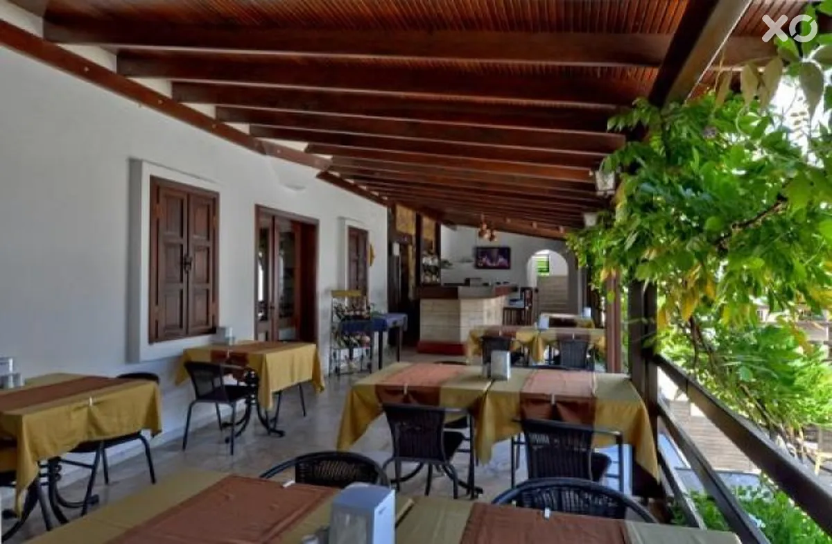 Atrium Hotel
