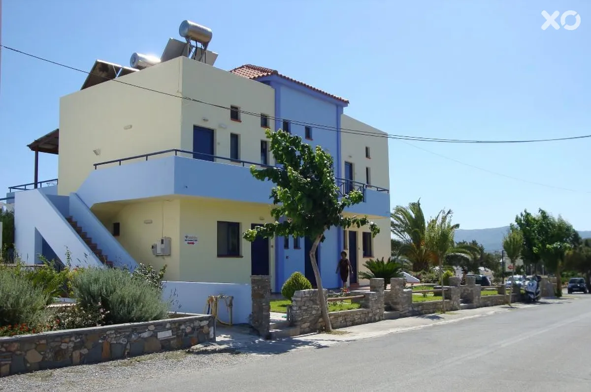 Paraktio Beach Apartments