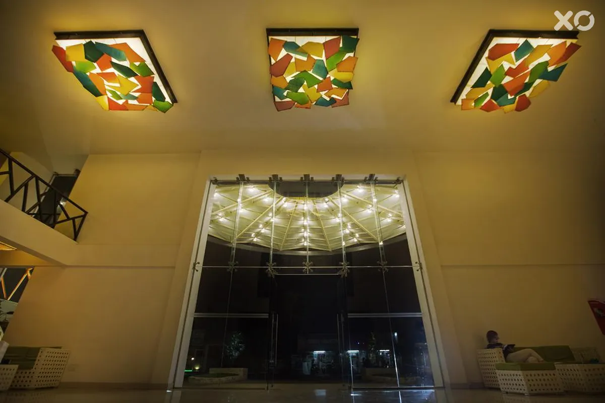 Avenra Beach Hotel