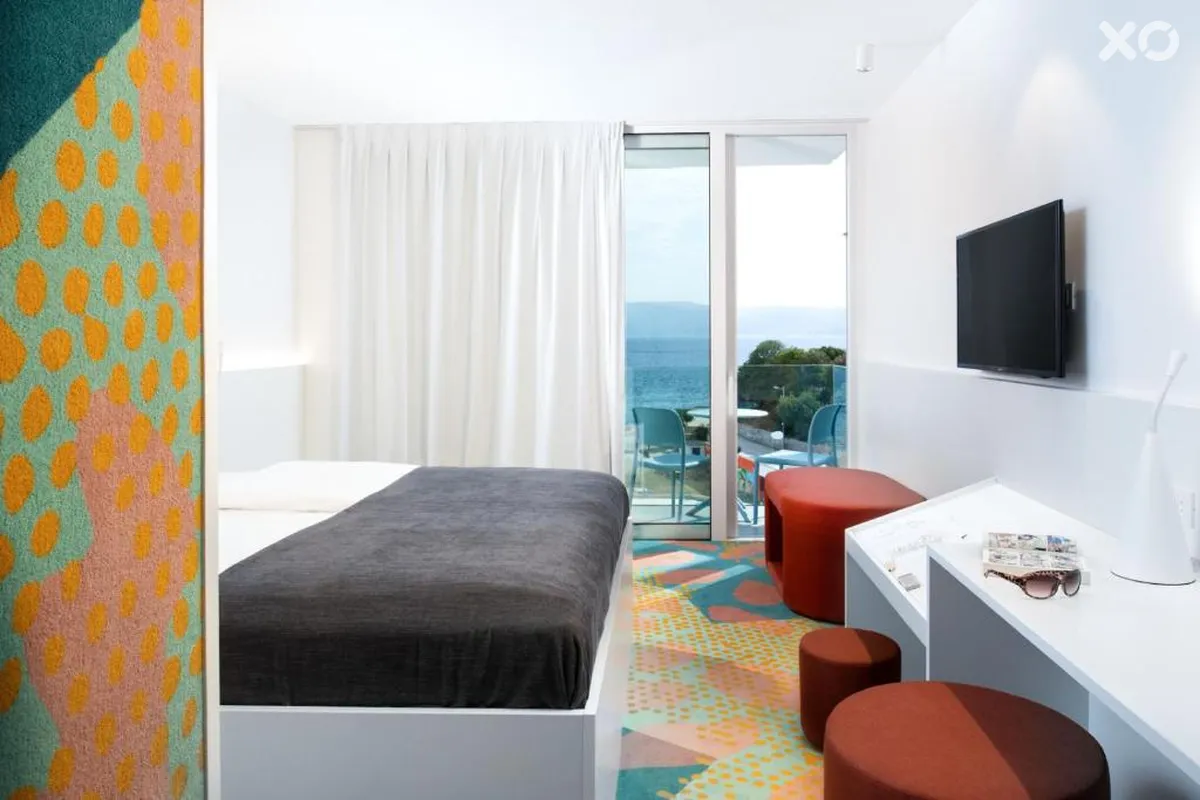 Lisanj Hotel